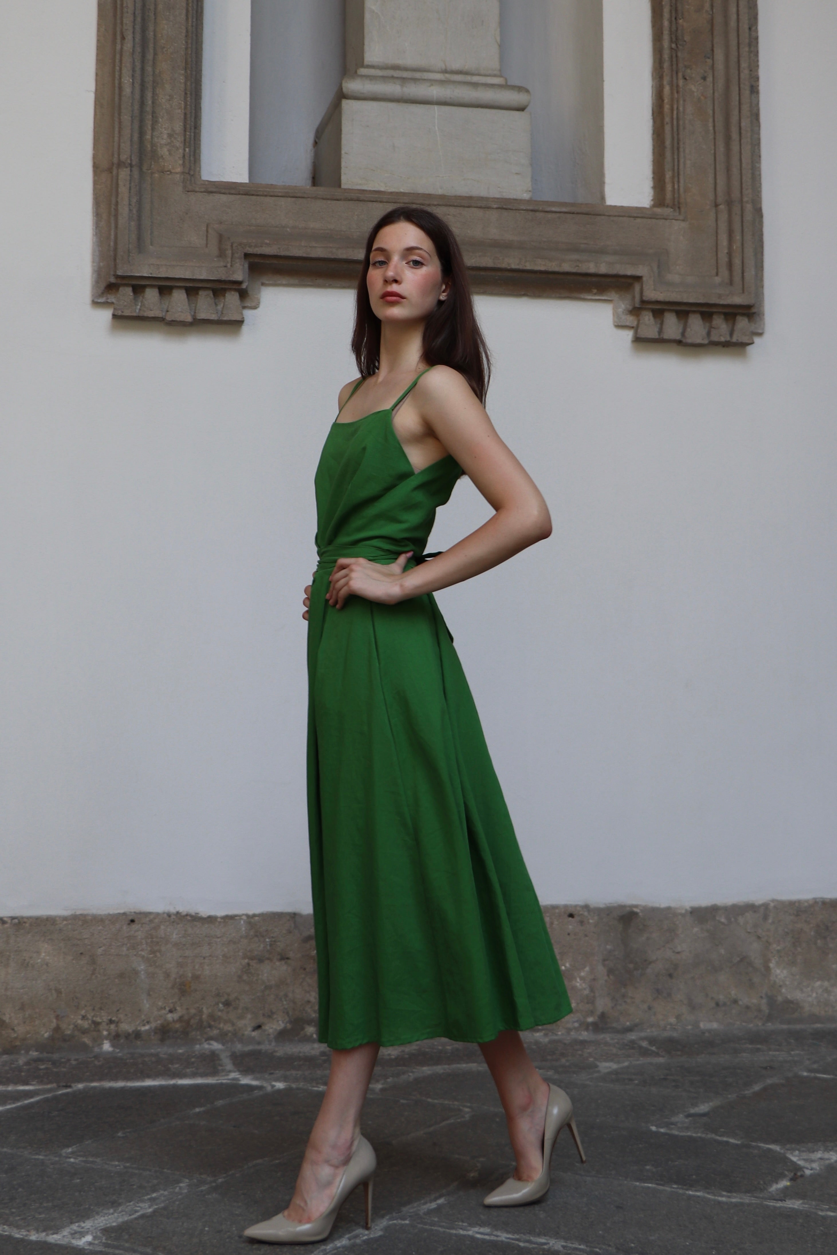ABITO IONELAA VIOLINO