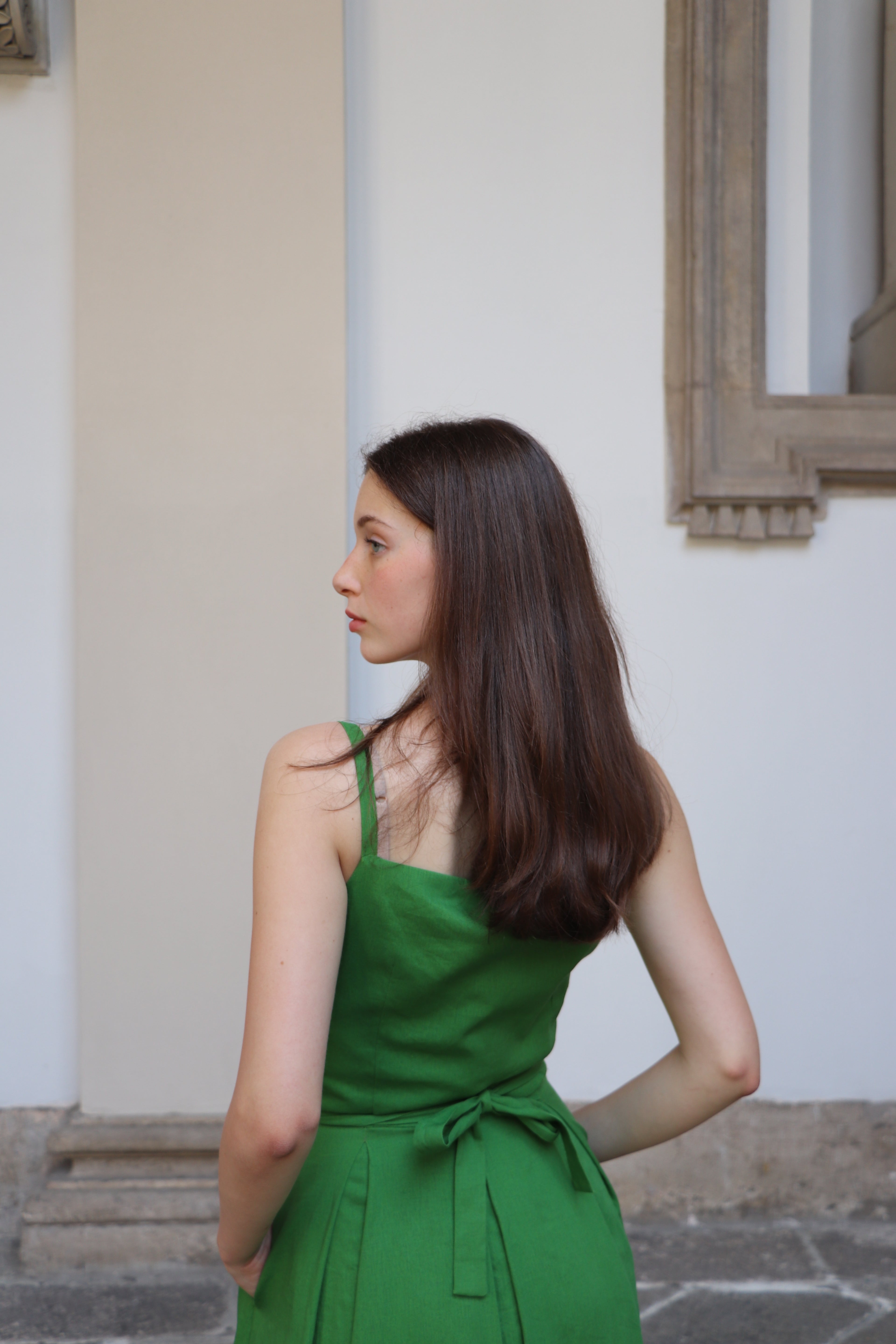 ABITO IONELAA VIOLINO